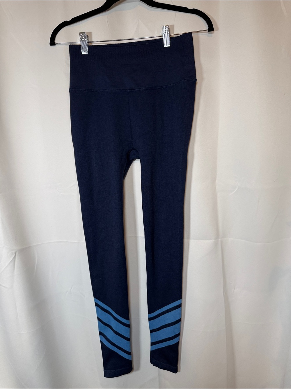 Spiritual Gangster Navy Leggings with Light Blue Lower Stripe Detail size: M/L